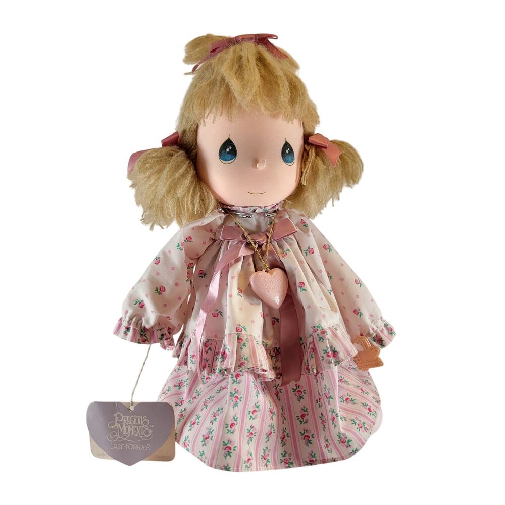 Precious Moments Applause 1985 Carrie Plush Doll 13" W/ Tags Heart Pendant Stand